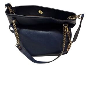 Michael Kors jet chainElegant Black Leather Chain Shoulder Bag